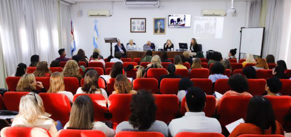 Seminario de Profundización: “Derechos Humanos de Infancias y Adolescencias: un cambio de paradigma”
