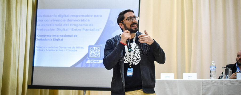 Participamos del I Congreso Internacional de Ciudadanía Digital con Entre Pantallas, nuestro programa de Protección Digital