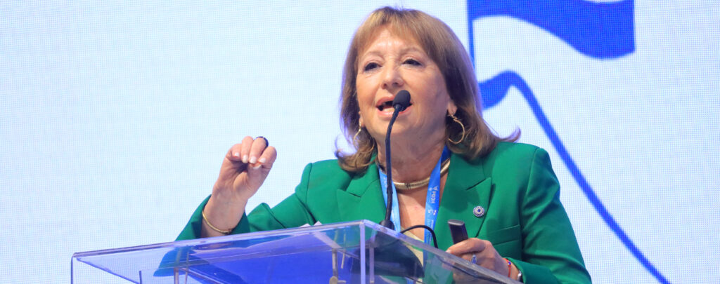 La Defensora participó en la apertura y las tres jornadas de la Primera Cumbre Global sobre Derechos Humanos en El Salvador